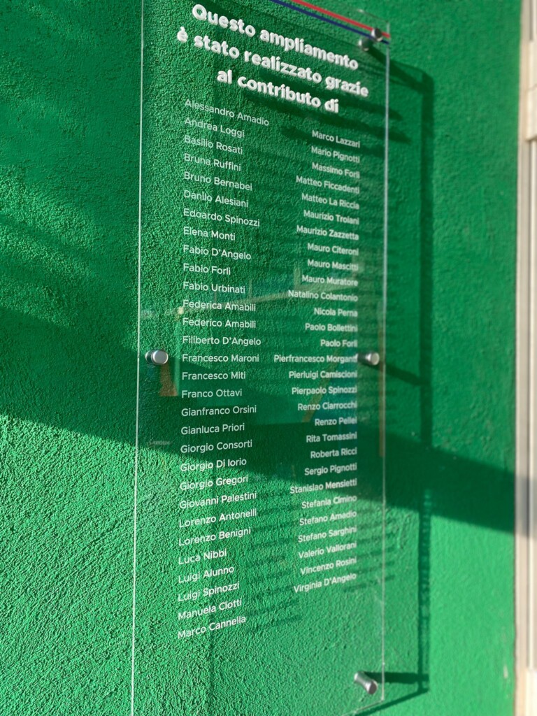 Unione Rugby Samb - Club House - Targa finanziatori La club house dell'Unione Rugby Samb